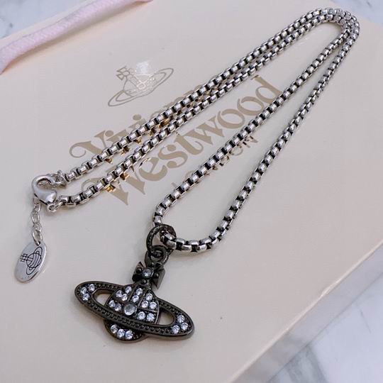 Vivienne Westwood necklace 11lyh65